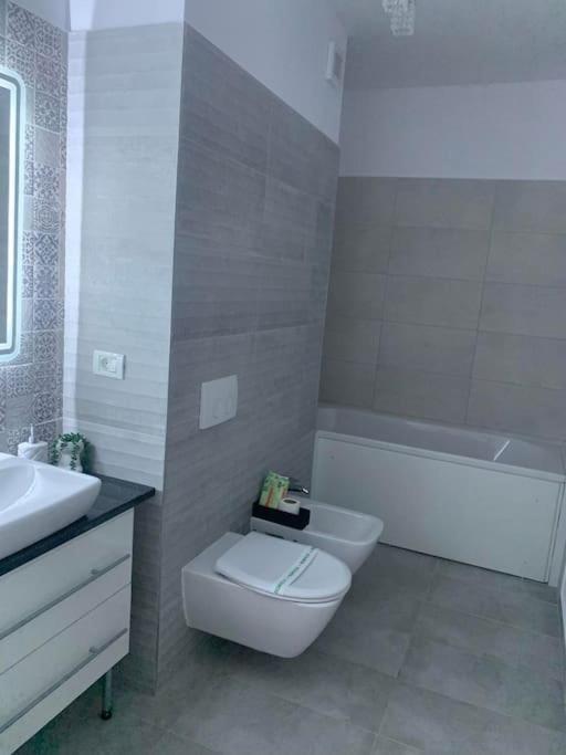Cool Apartment Timisoara Ngoại thất bức ảnh